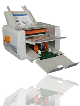 兩折盤自動折頁機