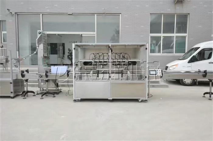 ���͹��b�C