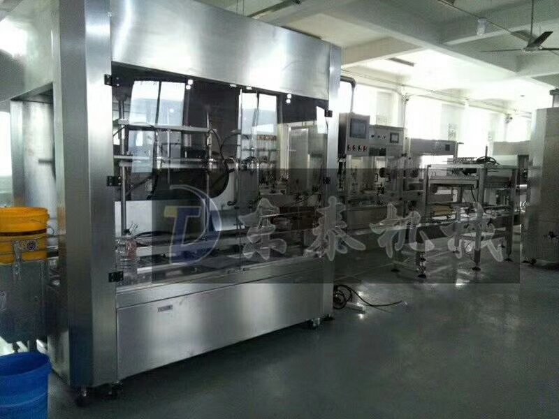 植物油灌裝生產(chǎn)設備