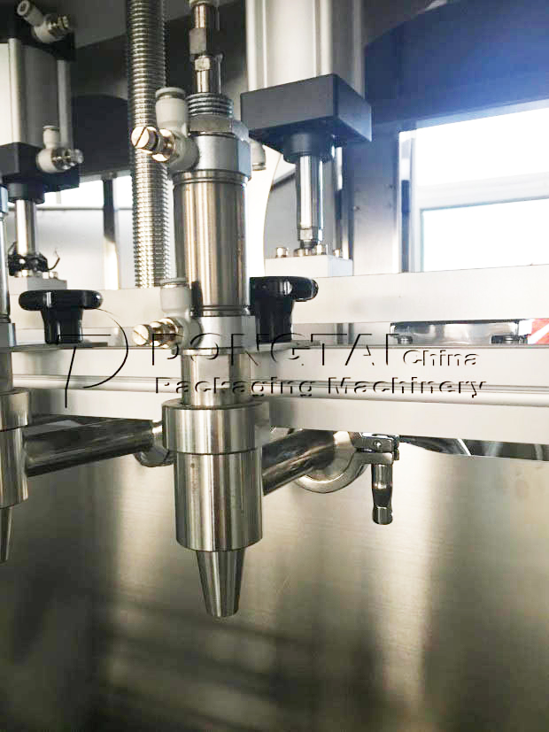 核桃油灌裝機(jī)精致灌裝頭