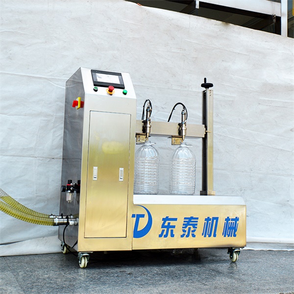 BSB潤滑油灌裝機(jī)