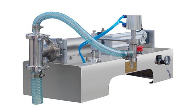 小型定量液體灌裝機(jī)