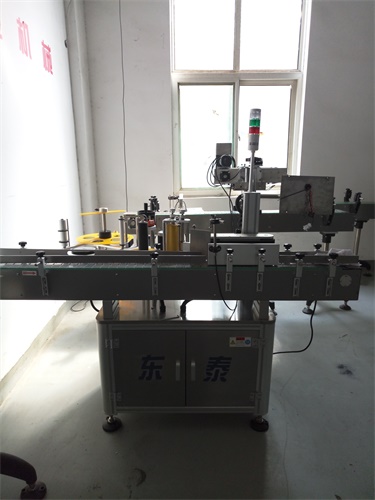 全自動(dòng)漿糊貼標(biāo)機(jī)工廠展示