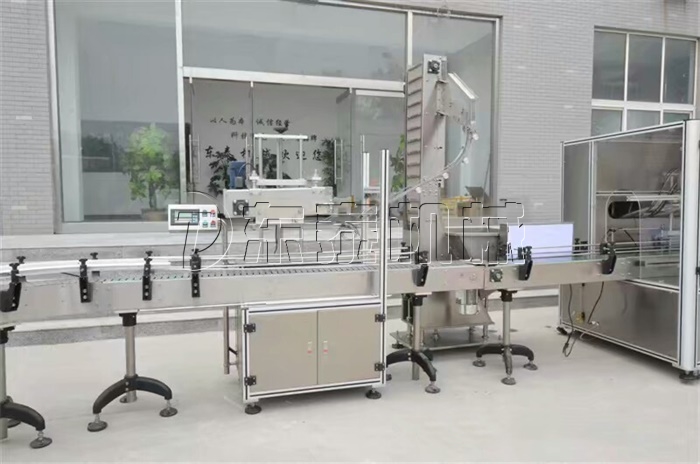 大型食用油灌裝流水生產(chǎn)線(xiàn)